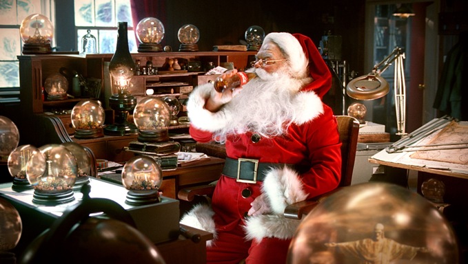 Santa Claus überlegt wie er den Menschen Gutes tun kann